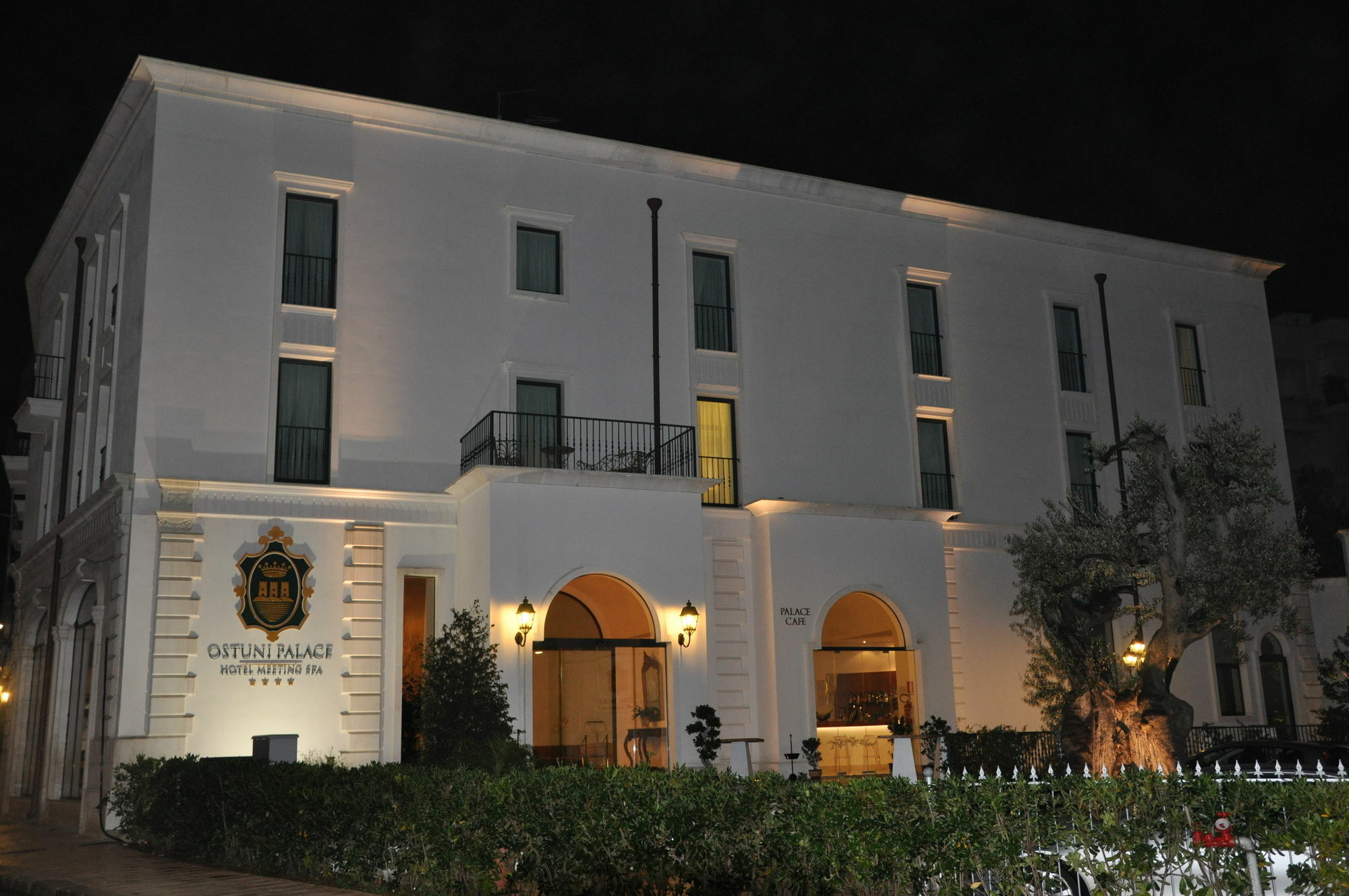 OSTUNI PALACE - Hotel Bistrot&SPA Exterior foto